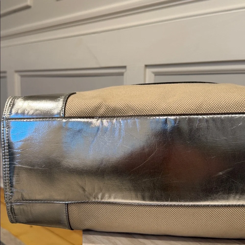 Tory Burch Tote Ella Canvas Silver Cream Logo Bag - Picture 11 of 17